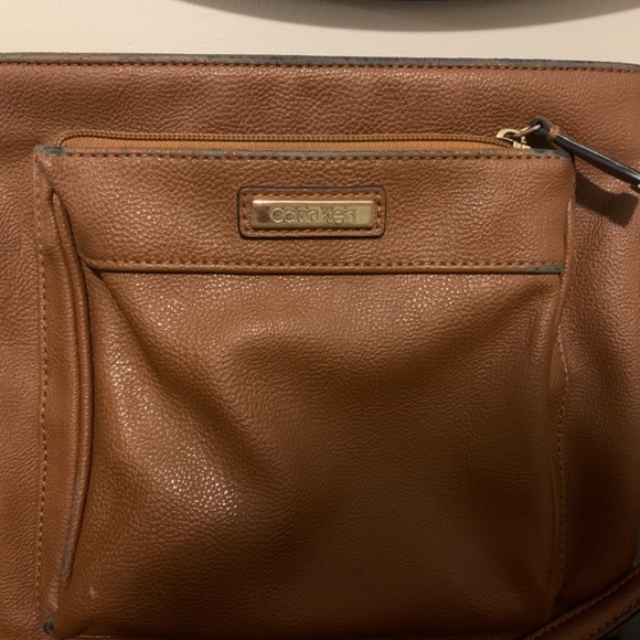 Calvin Klein crossbody bag - Picture 2 of 2
